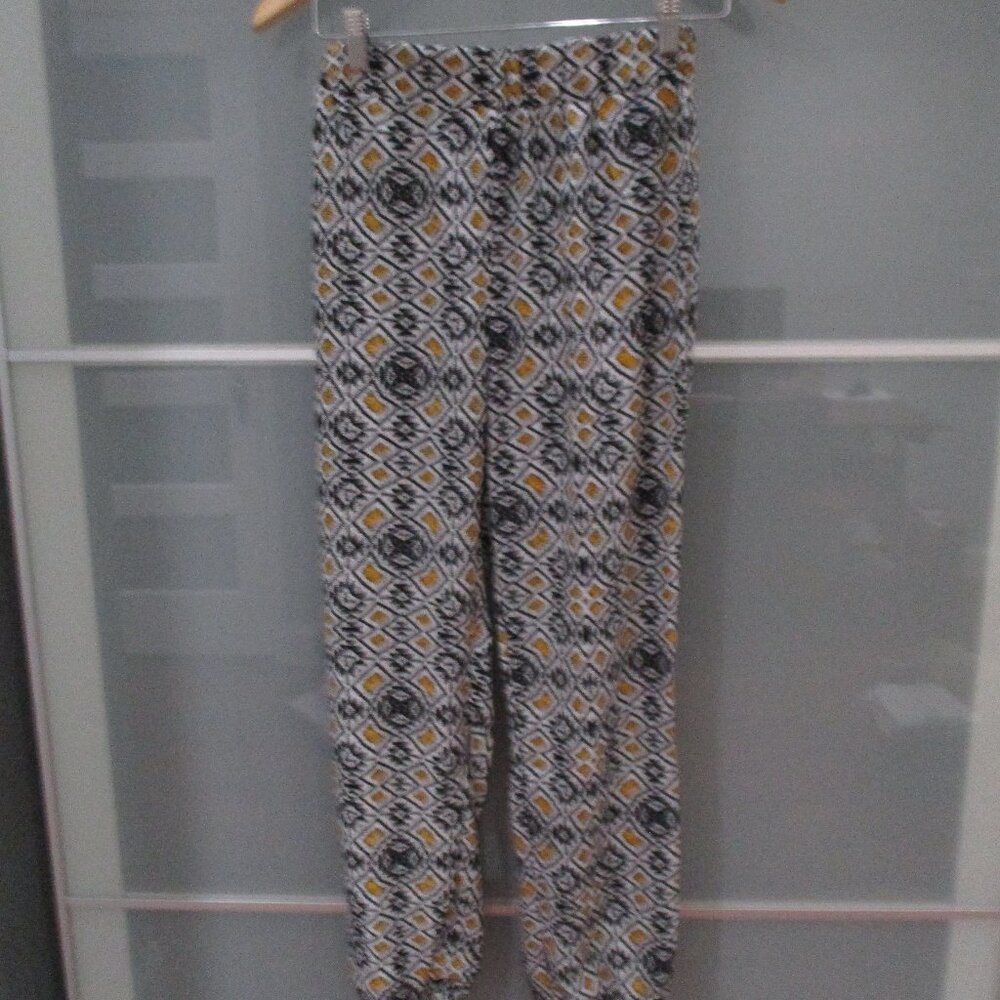 Lily White Ikat Print Elastic Waist Joggers